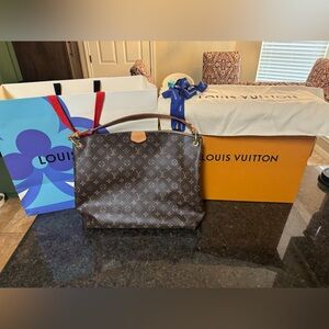 Louis Vuitton Monogram Graceful MM
